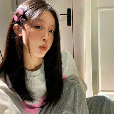 爱在春天封面